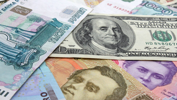 Курс валют 3 вересня: долар перевалив за 28 з чвертю, євро за 33 на готівковому ринку