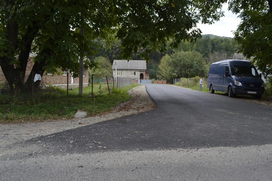 На Тячівщині відремонтовано районні дороги «Терново – Вишоватий» і «Ганичі – Солоне» (+ ФОТО)