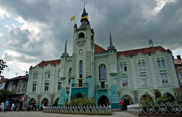 На порядку денному 46 сесії Мукачівської міської ради депутати розглянули 26 питань
