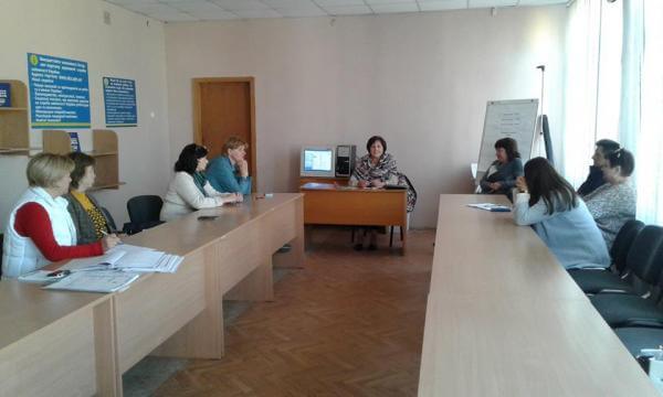 Ужгородські пенсійники провели семінар для безробітних