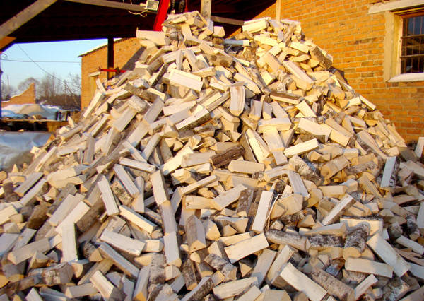 Через здорожчання цін на паливо на Закарпатті підвищились ціни на дрова (ІНФОГРАФІКА)