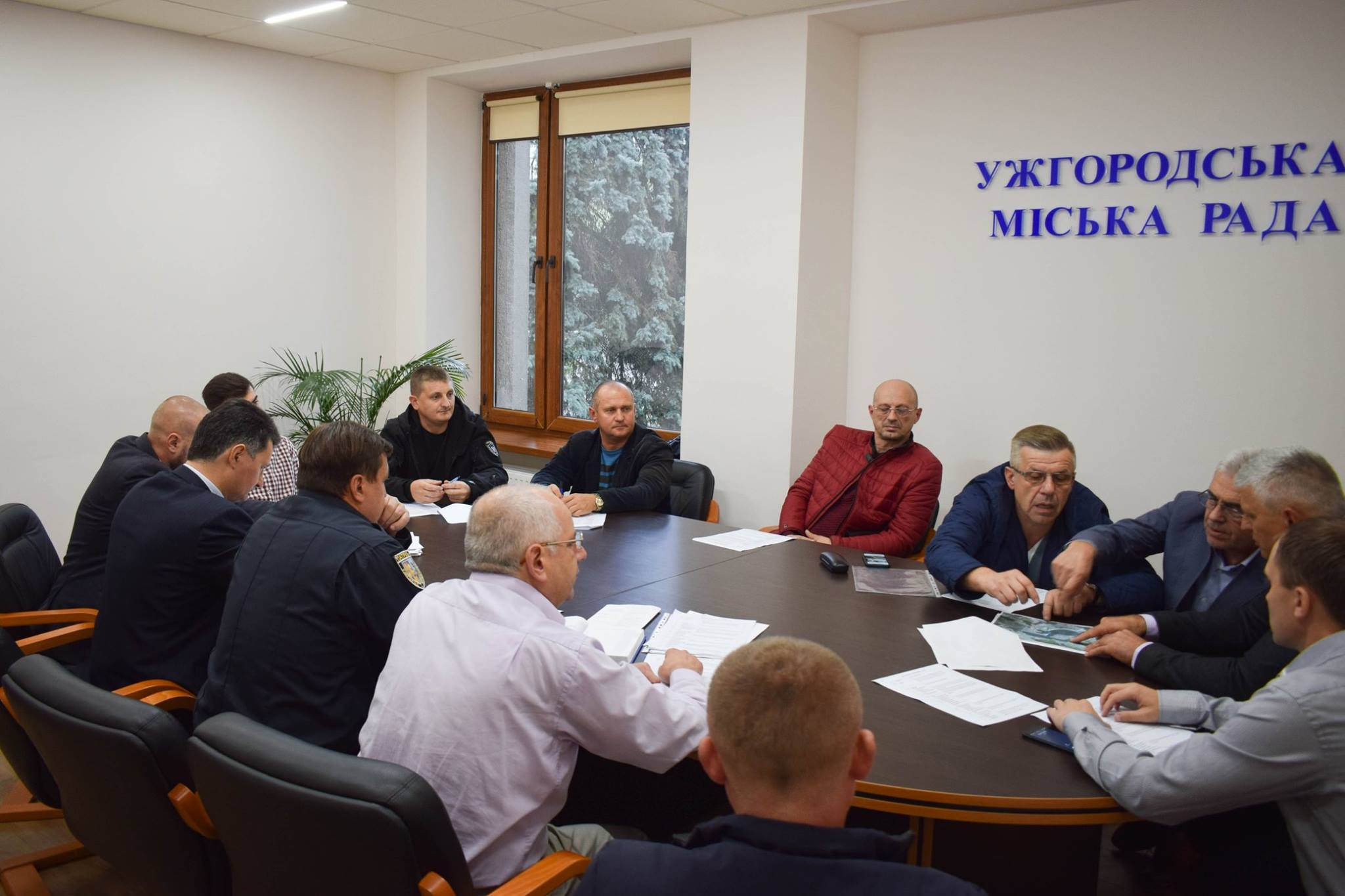 В Ужгороді відбулося засідання комісії з безпеки дорожнього руху та координації роботи автотранспорту