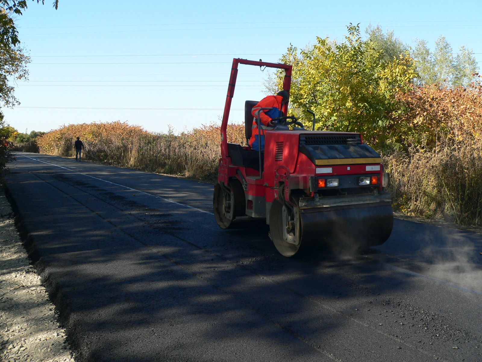 На Мукачівщині ремонтують одну з найгірших доріг у районі (ФОТО)