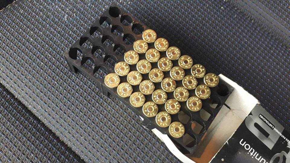 29 набоїв «Sellier & Bellot» калібру 9-міліметрів було виявленно у громадянина Словаччини прикордонниками Ужгородського відділу (ФОТО)