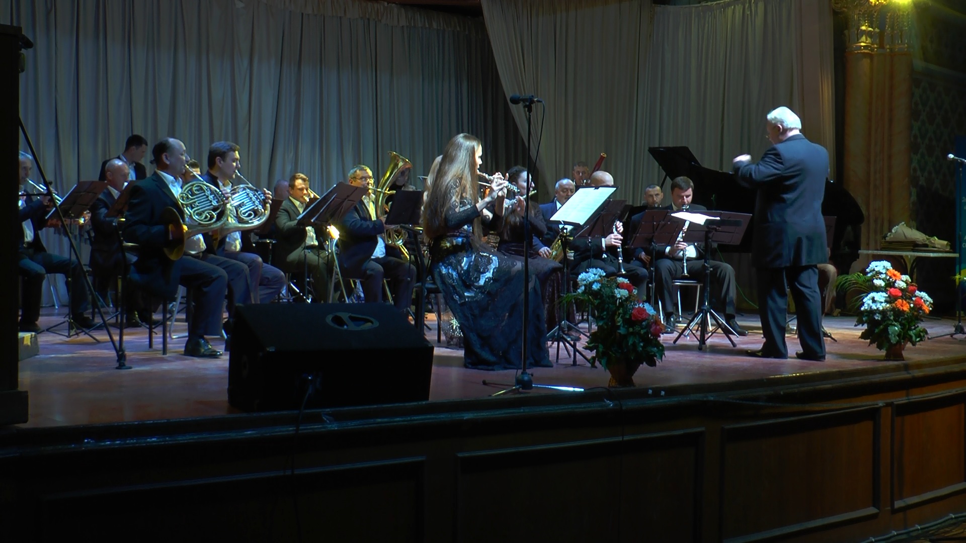 В Ужгороді з нагоди 100-річчя відновлення вірменської державності відбувся святковий концерт (ВІДЕО)