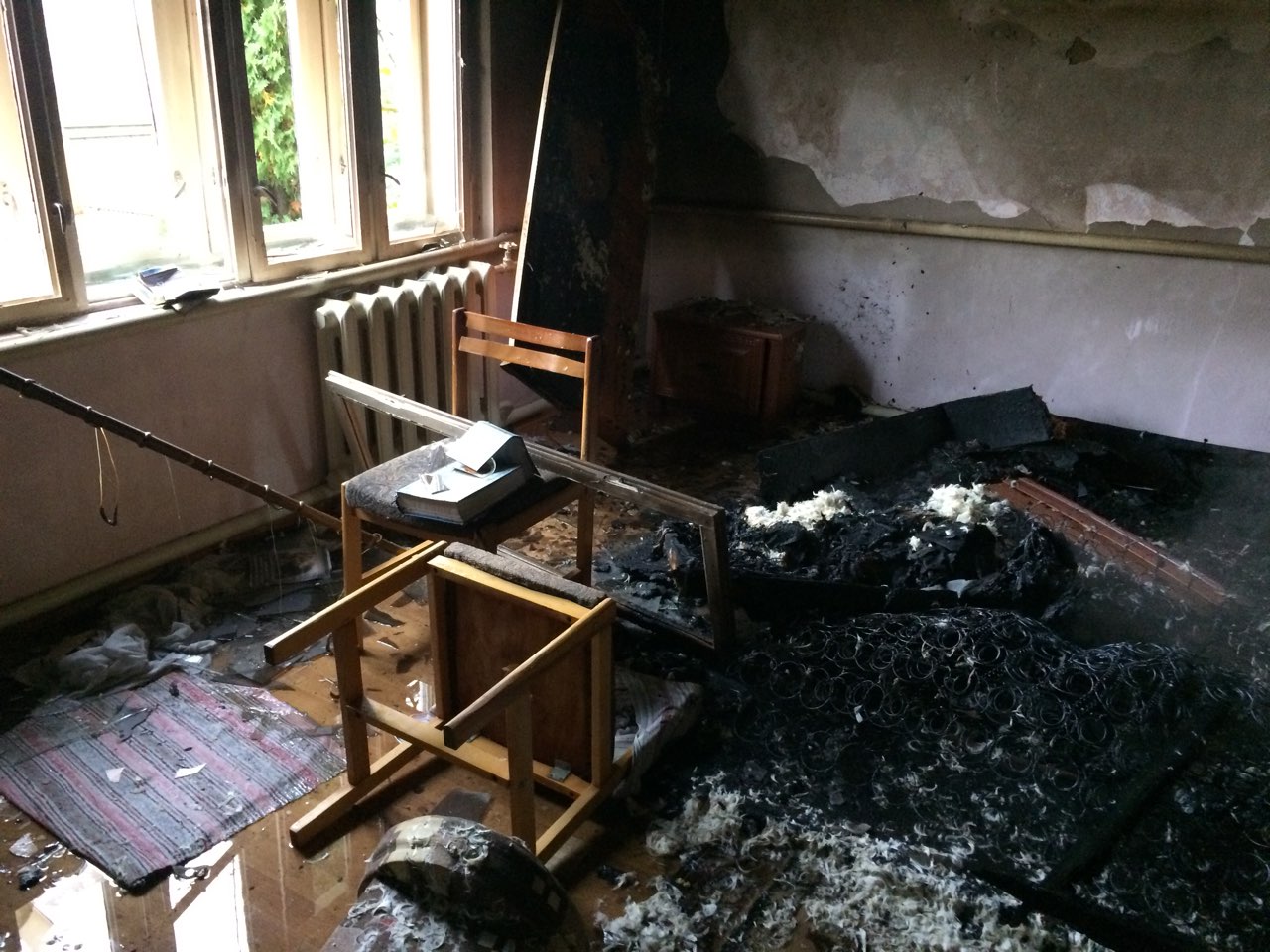 На Закарпатті у пожежі в житловому будинку загинув чоловік (ФОТО)