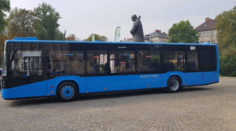 Із неділі Ужгородом їздитимуть нові автобуси