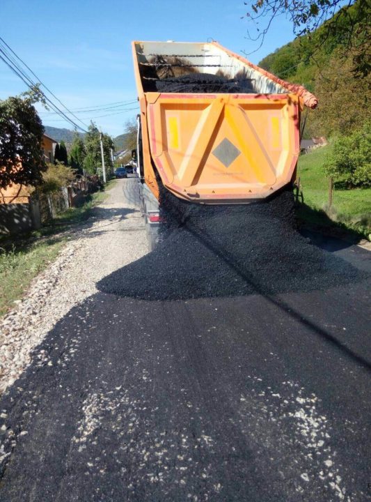 На Тячівщині ремонтують дорогу «Нересниця – Широкий Луг – Пригід» (ФОТО)