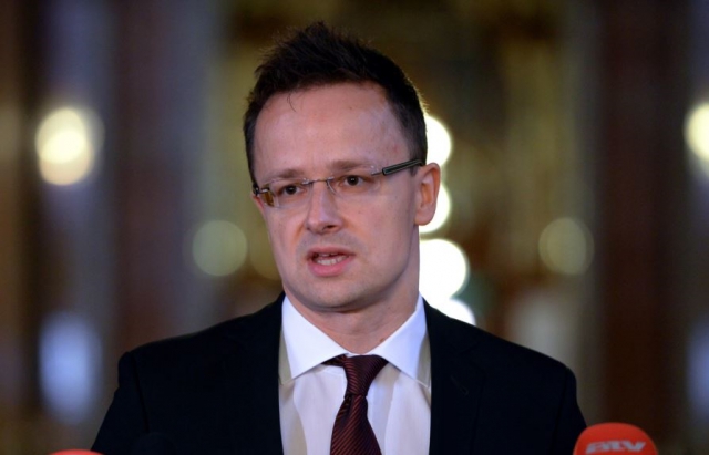 Глава МЗС Угорщини заявив, що "українська політика досягла дна, нагадуючи темні диктатури"