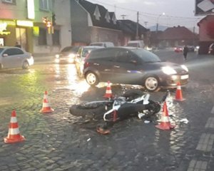 В Мукачеві, на вулиці Духновича сталася ДТП (ФОТО)