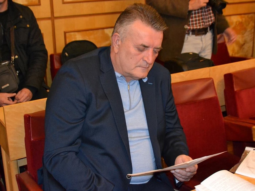 Крайові депутати ініціюють позачергову сесію Закарпатської облради