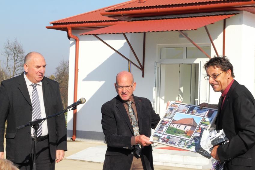 В Ужгородському районі, в селі Соловка, відкрили нову школу (ФОТО)