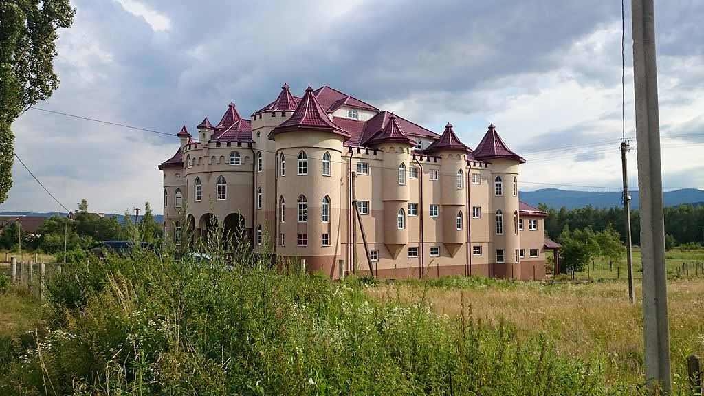 Найбагатше село Закарпаття (ФОТО)