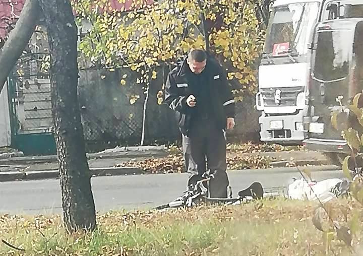 ДТП в Ужгороді: авто збило велосипедистку (фото)
