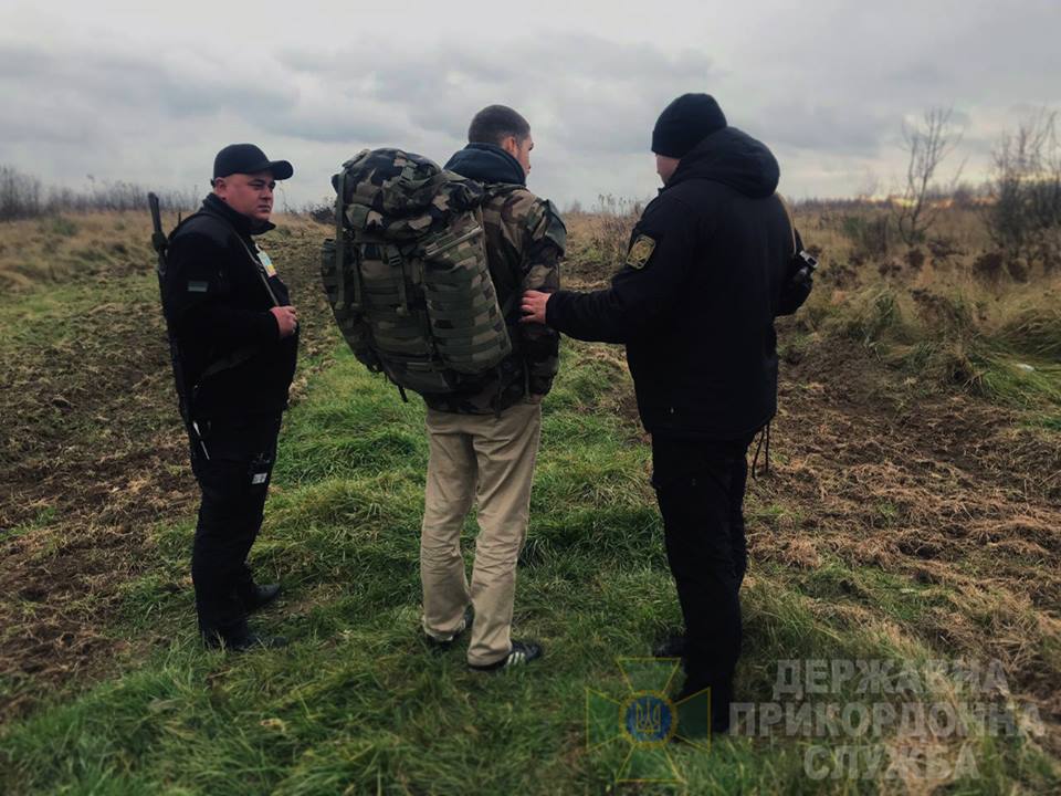 На Українському кордоні з Польщею затримали француза (ФОТО)