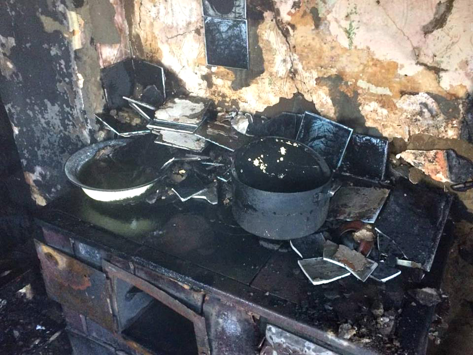На Виноградівщині пожежа у будинку забрала життя двох людей (ФОТО)