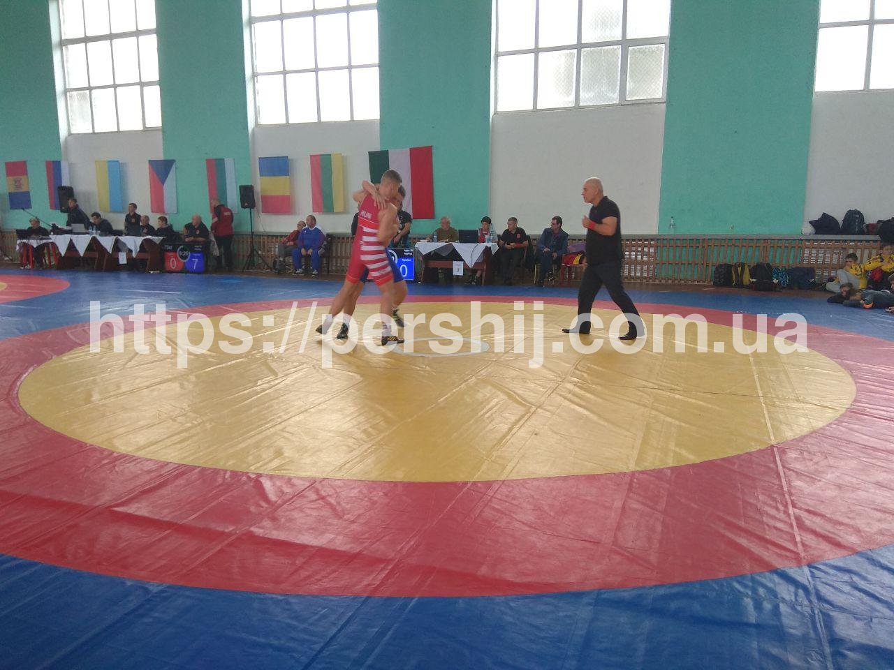 Спорт без кордонів: у Берегові стартував міжнародний турнір з греко-римської боротьби (ФОТО)