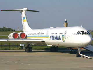 В Ужгородському аеропорті здійснили перший тестовий політ (ФОТО)