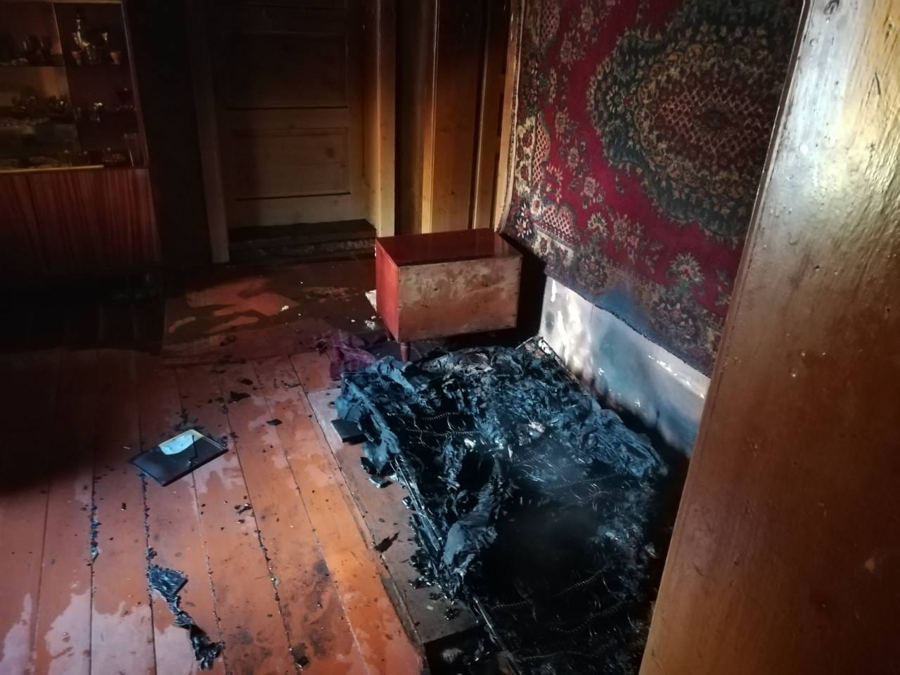 У Воловецькому районі після пожежі в житловому будинку знайшли тіла потерпілих (ФОТО)