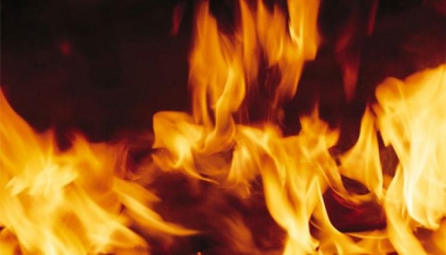 На Хустщині сталася маштабна пожежа: згорів торговий центр