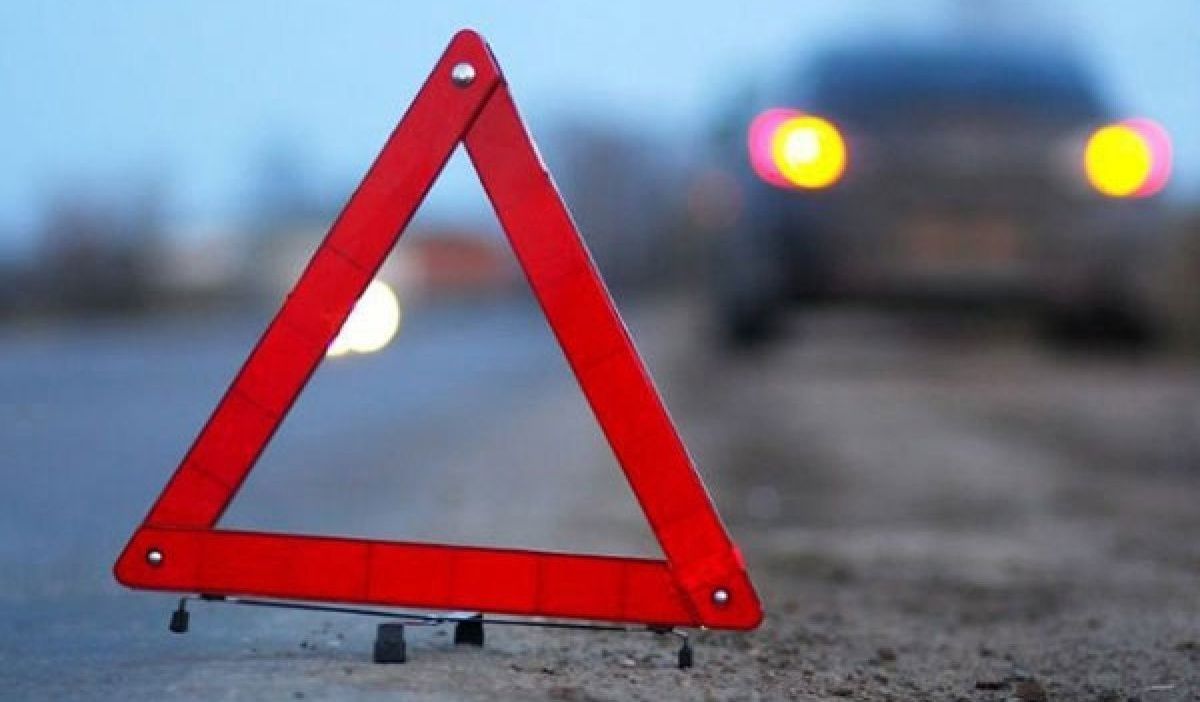 На Виноградівщині внаслідком умисного наїзду автомобілем загунила жінка