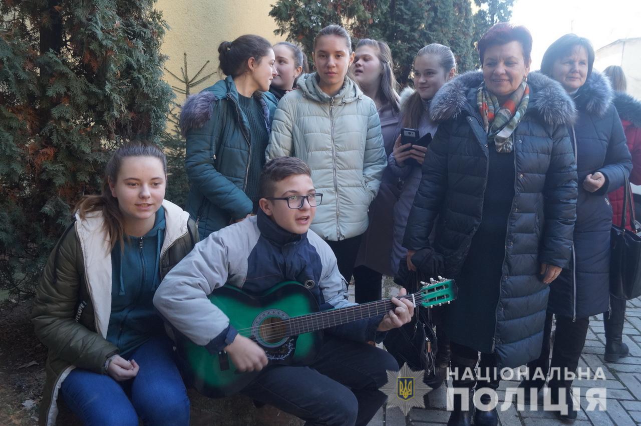 Школярів Іршавщини запросили на екскурсію до міського відділення поліції (ФОТО)