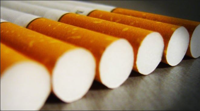 Контрабандист покинув біля кордону на Закарпатті тисячі "лівих" цигарок (ФОТО)