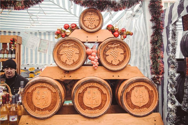 У Мукачеві оприлюднять програму фестивалю «Червене вино-2019»