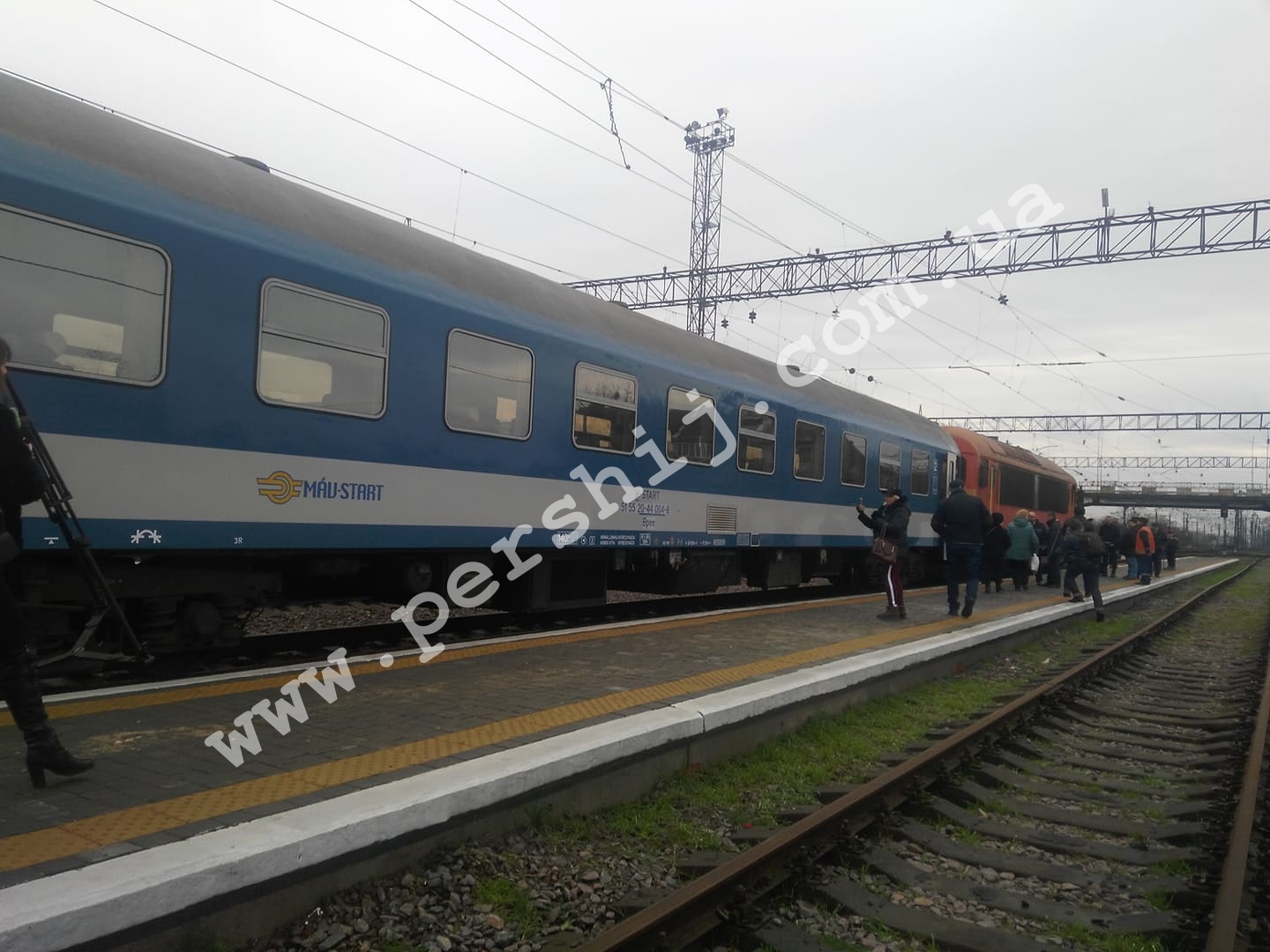 Перший потяг "Мукачево-Будапешт" рушив з міста над Латорицею (ФОТО)