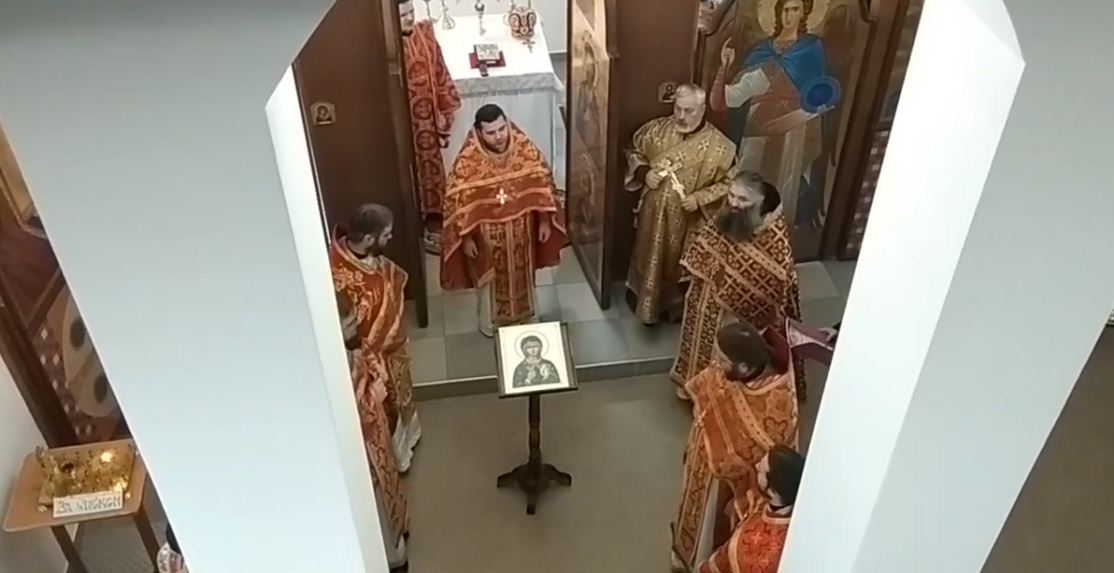 У переддень Різдва: духовенство Мукачівської єпархії колядує (відео)