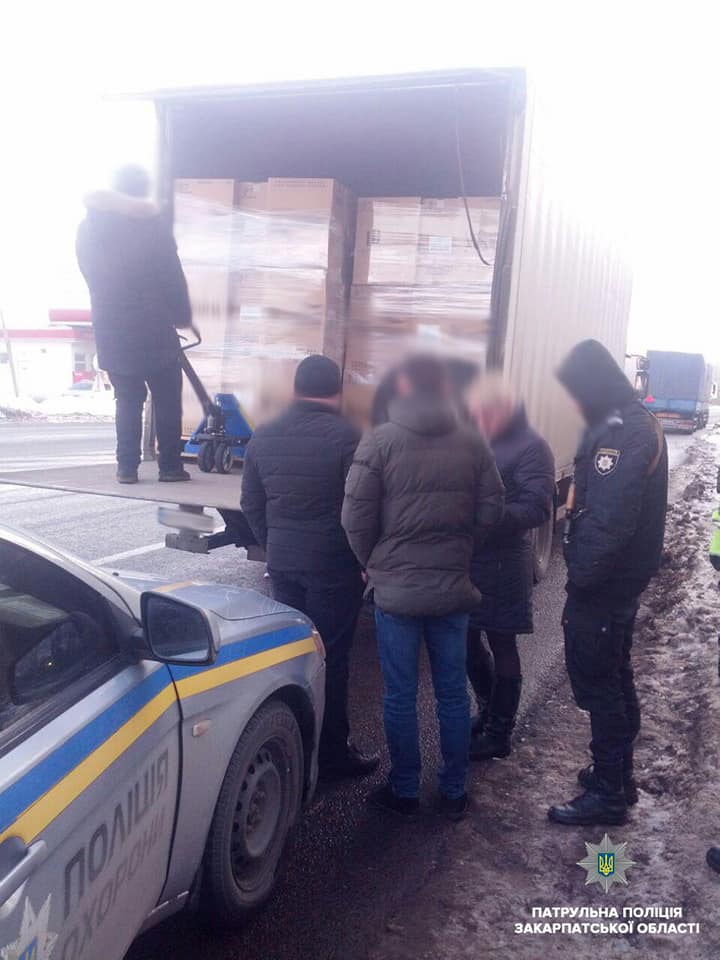 Спецоперація "Акциз": на Закарпатті зупинили неналежний вантаж (ФОТО)