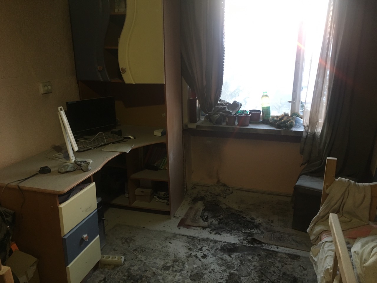 У Мукачеві горіла квартира: 14-річний юнак – у лікарні