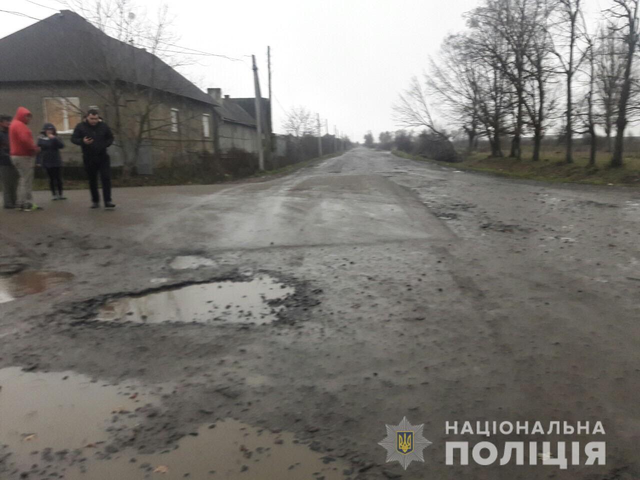 На Мукачівщині п'яний водій збив малу дитину (ФОТО)