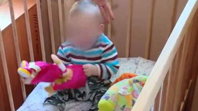 Покинута дитина: 8-місячного хлопчика знайшли на трамвайній колії (ФОТО, ВІДЕО)