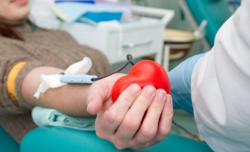 Закарпатець після ножового поранення потребує донорської крові