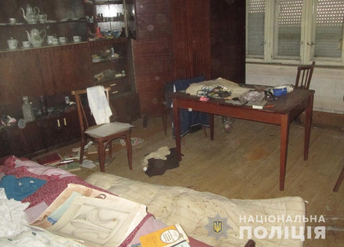 Поліція Мукачівщини почала розслідування жорстокого вбивства (ФОТО)