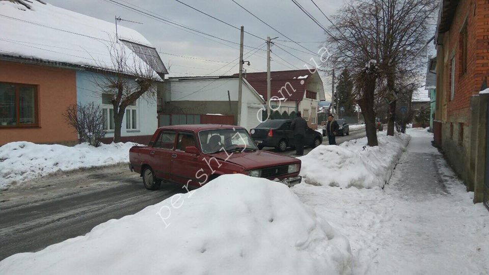 В Мукачеві на вулиці Чапаєва сталася ДТП (ФОТО)