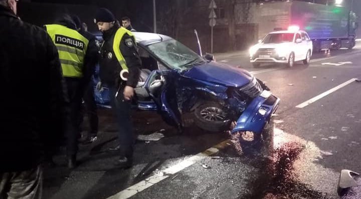 Страшна аварія на трасі Київ-Чоп забрала життя 17-річного водія (ФОТО, ВІДЕО)