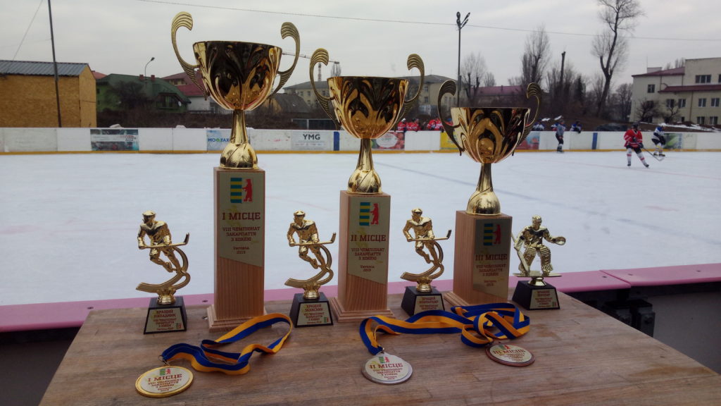 Хокей на Закарпатті: визначилися фіналісти чемпіонату