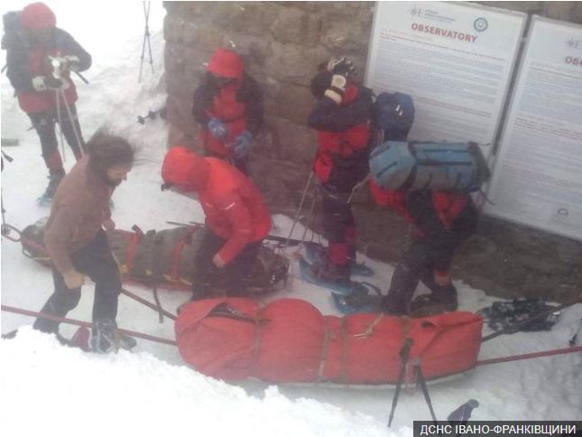 На горі Піп-Іван триває рятувальна операція: відомі деталі та стан туристів