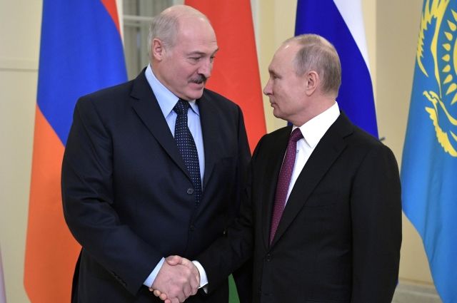 Бацька заявив про об'єднання Білорусії з Росією