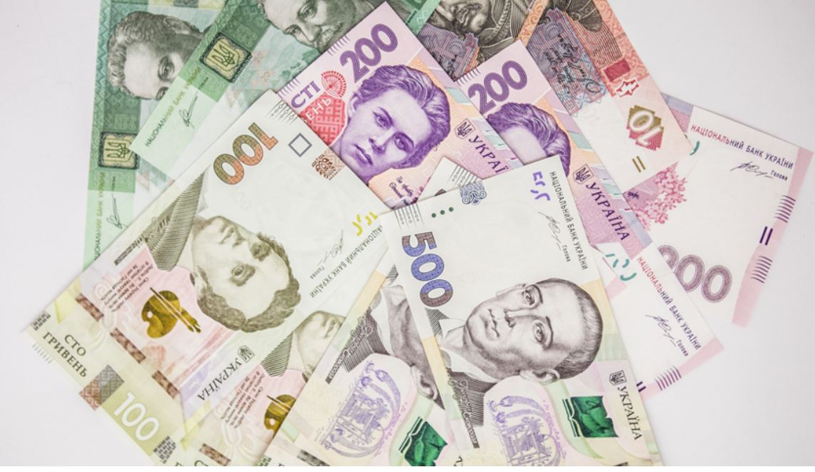 Введено в обіг нові банкноти 500 гривень, а також монети "Кінь" та "Замок Паланок" (ФОТО)