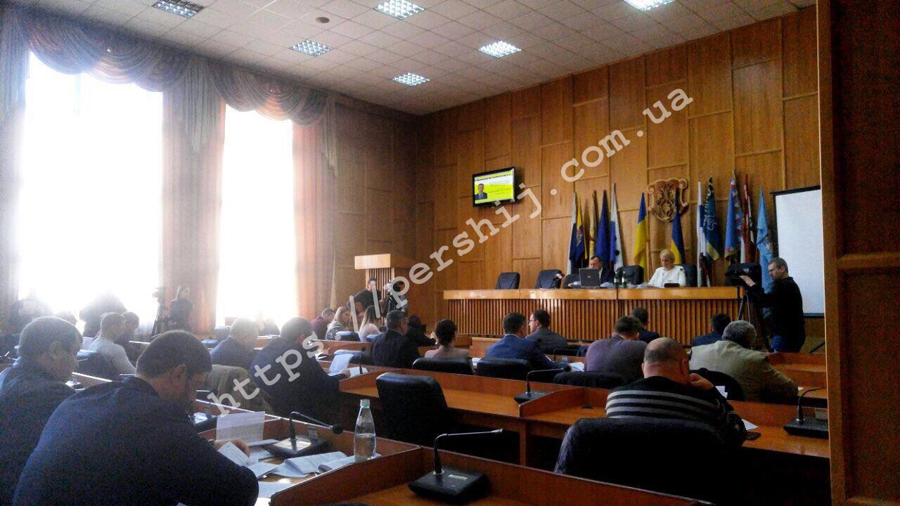 На сесії міськради депутати підтримали зміни до Програми економічного і соціального розвитку Ужгорода на 2019 рік (ФОТО)