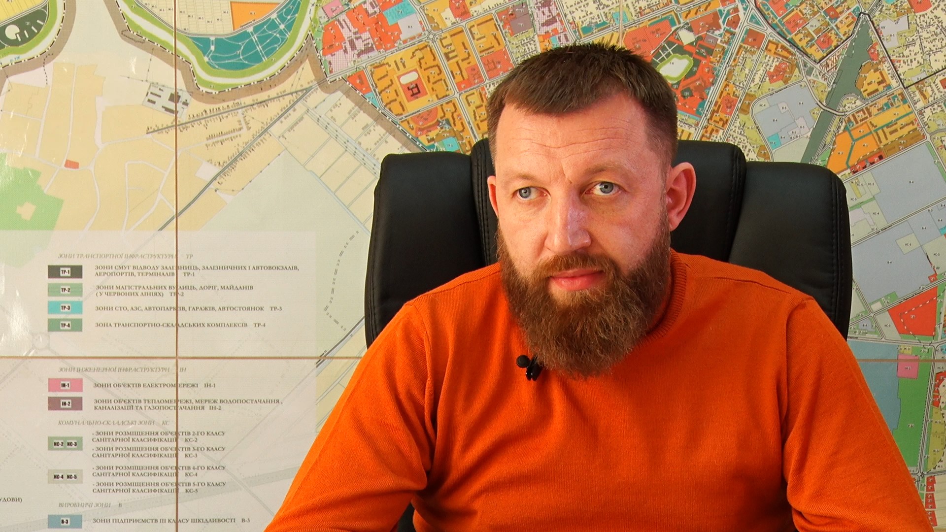 Про нескінченні ремонти площі Петефі та плани Ужгородського управління архітектури (ВІДЕО)
