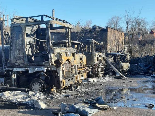 Масштабну пожежу у Кропивницькому загасили: наслідки невтішні (ФОТО, ВІДЕО)