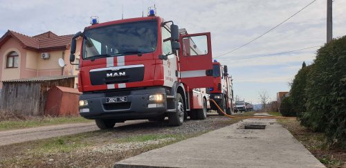 На Ужгородщині рятувальникам довелося боротися з вогнем у житловому будинку (ФОТО)