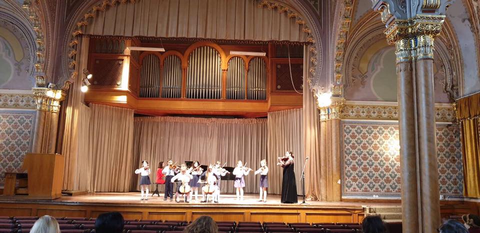 В Ужгородській філармонії обрали кращих музикантів серед юних закарпатців (ФОТО)