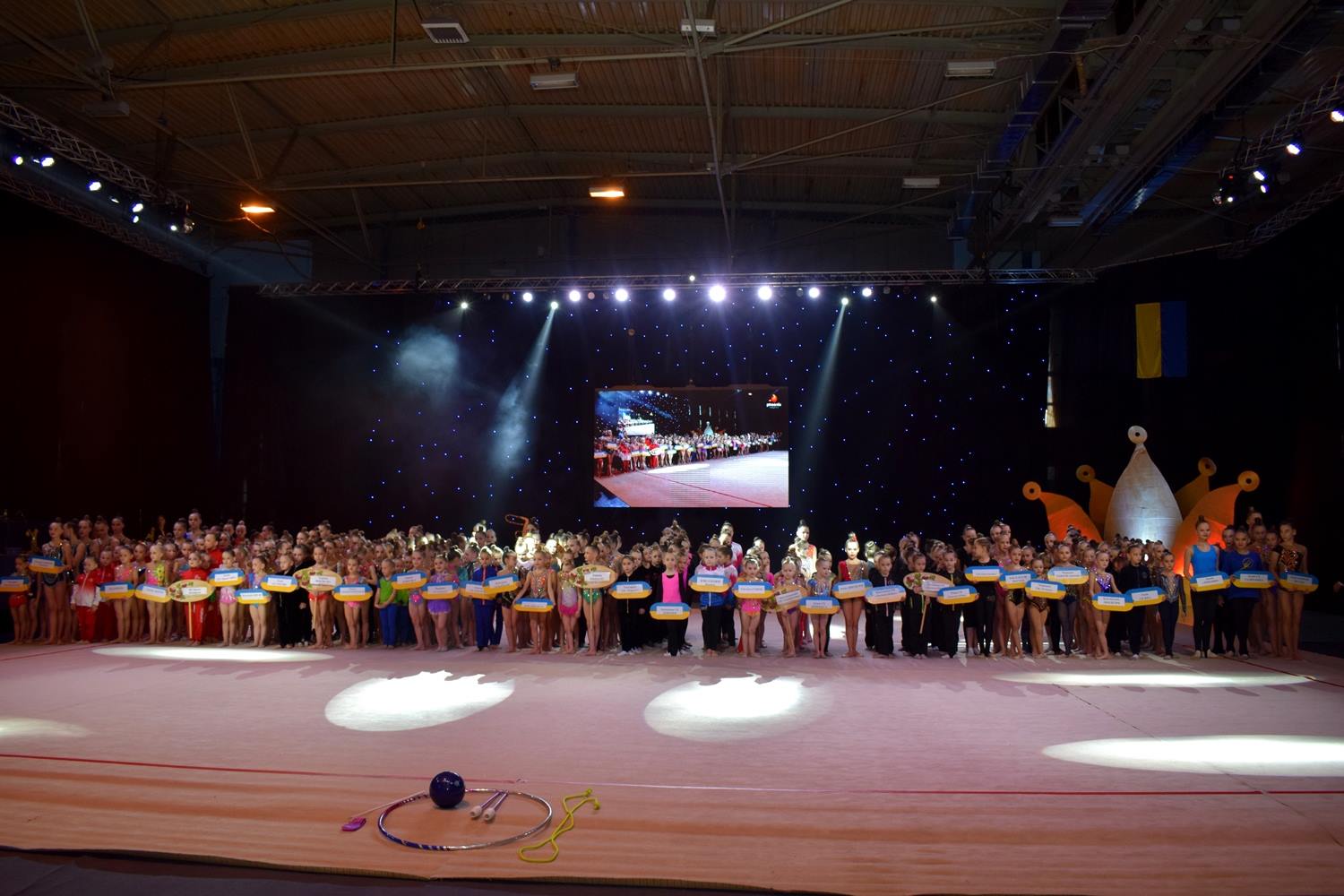 Видовищні  міжнародні змагання з художньої гімнастики приймає Ужгород (ФОТО)
