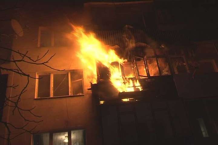 На Хустщині пожежа у квартирі забрала життя місцевої жительки