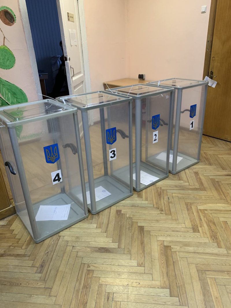 Вибори на Закарпатті: 69 виборчий округ завершив роботу з показником явки 47,5%